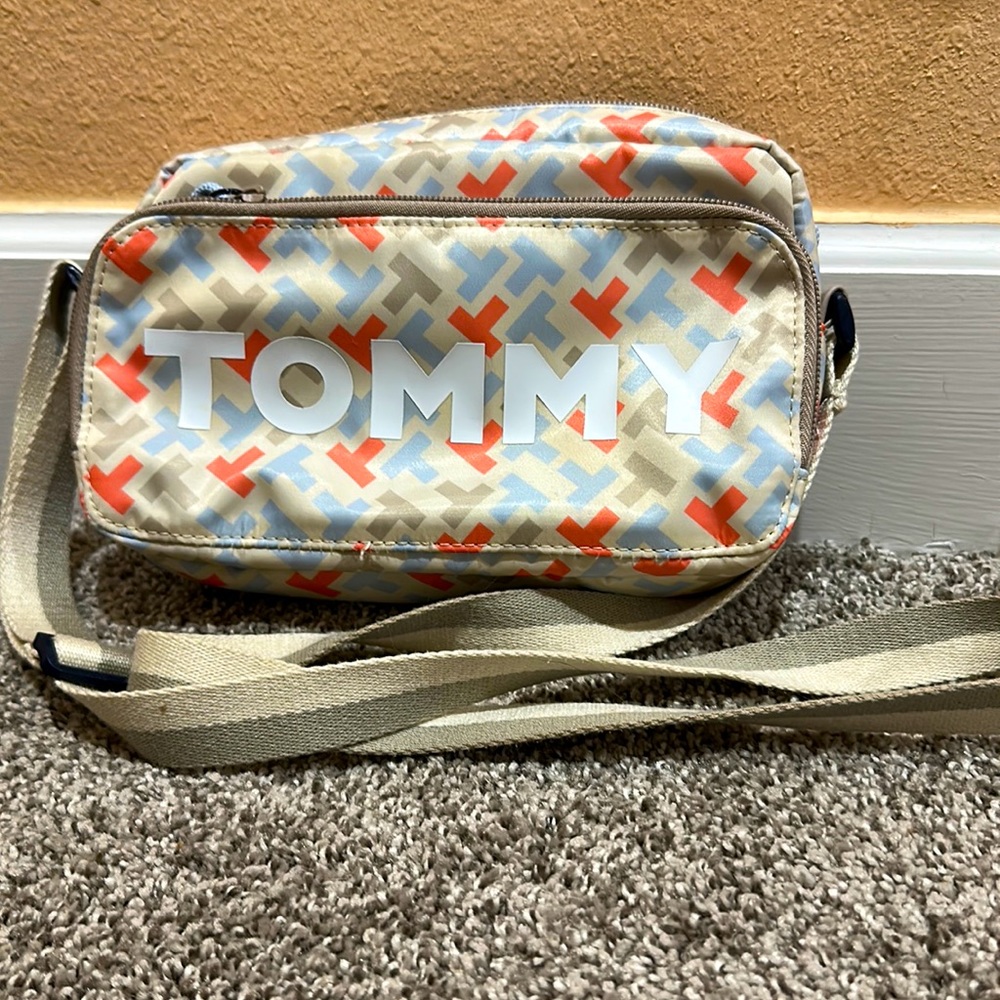 Tommy Hilfiger Purse